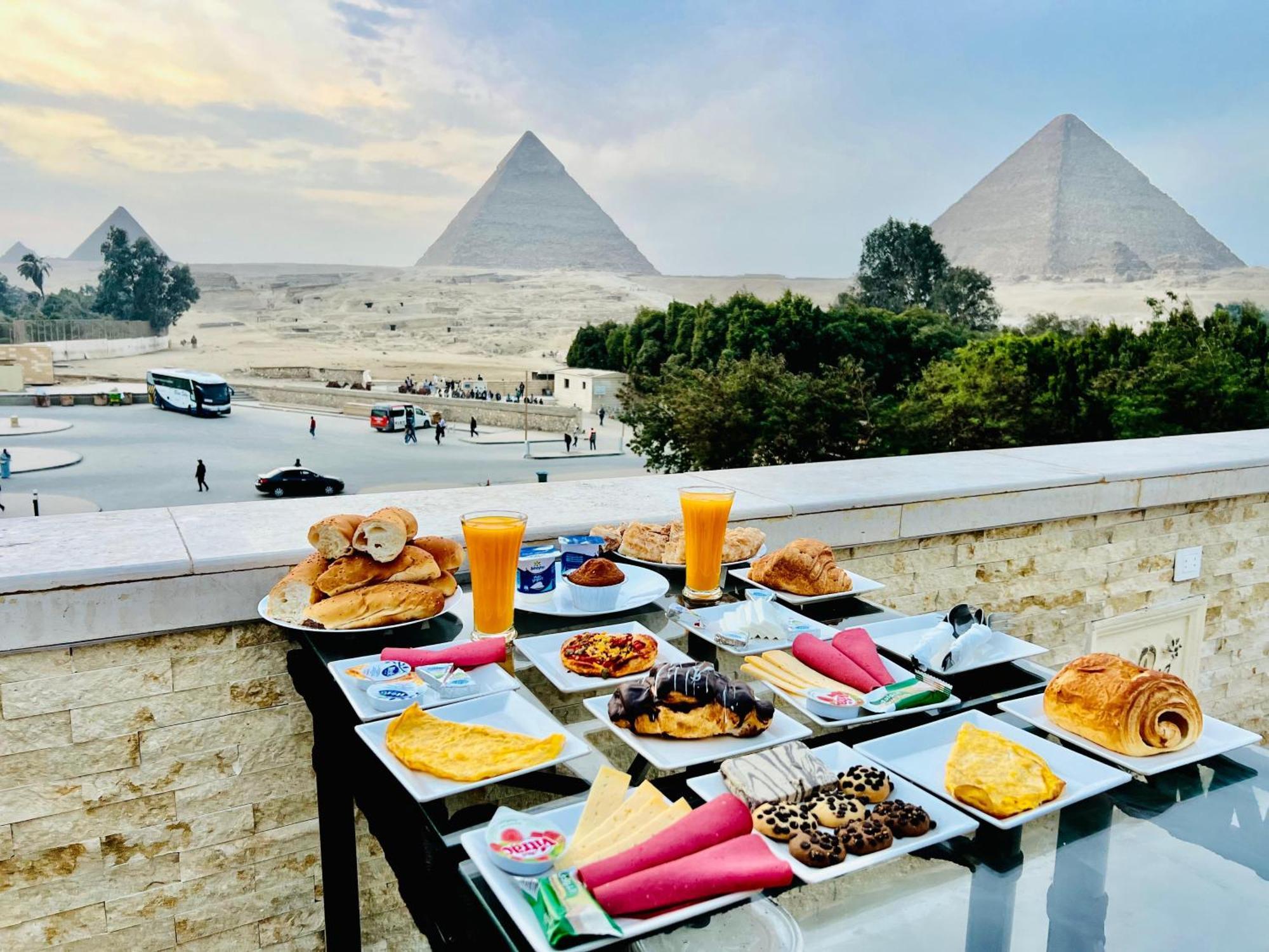Great Scarab Pyramids View Hotel Kafret el-Gabal Exterior photo