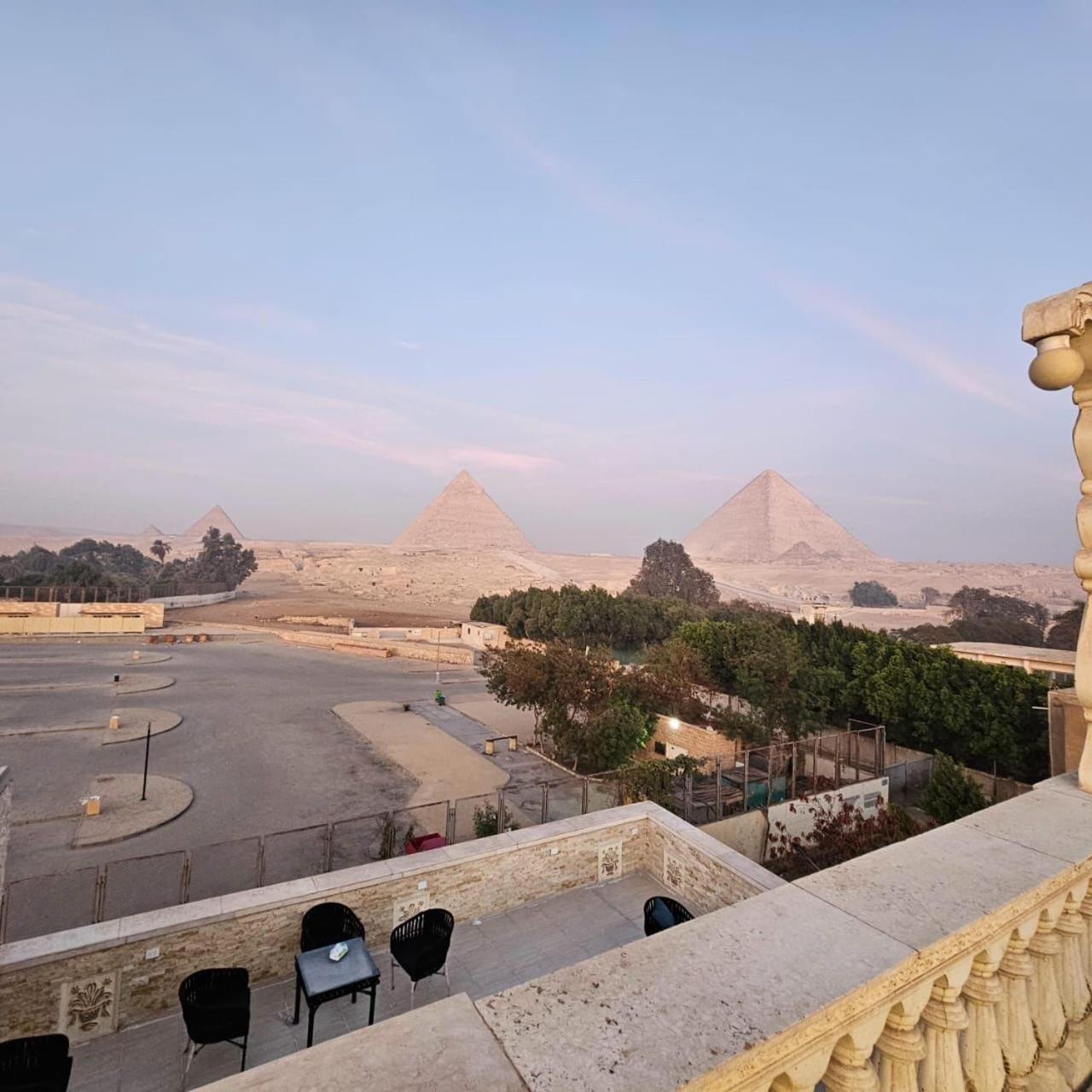 Great Scarab Pyramids View Hotel Kafret el-Gabal Exterior photo