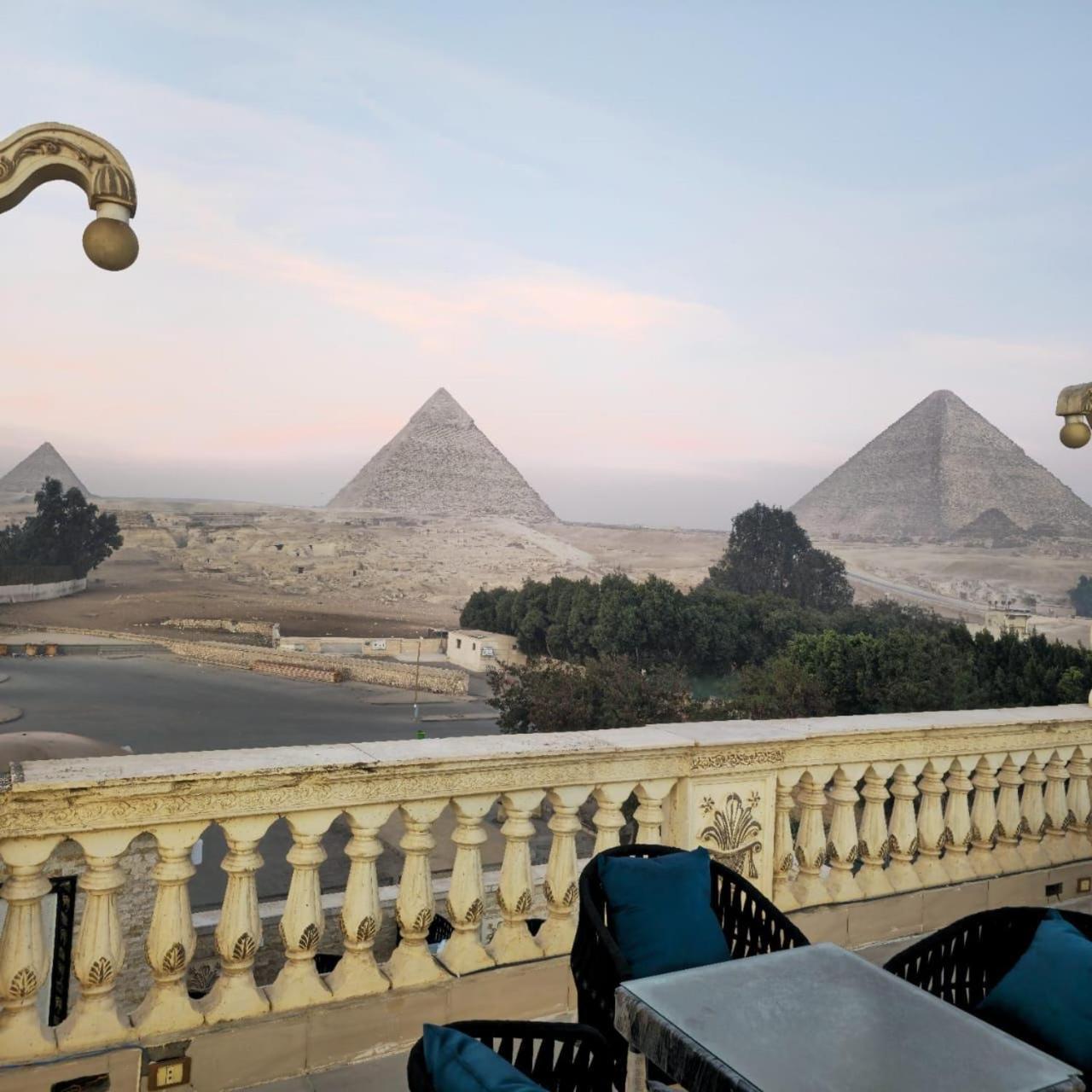 Great Scarab Pyramids View Hotel Kafret el-Gabal Exterior photo