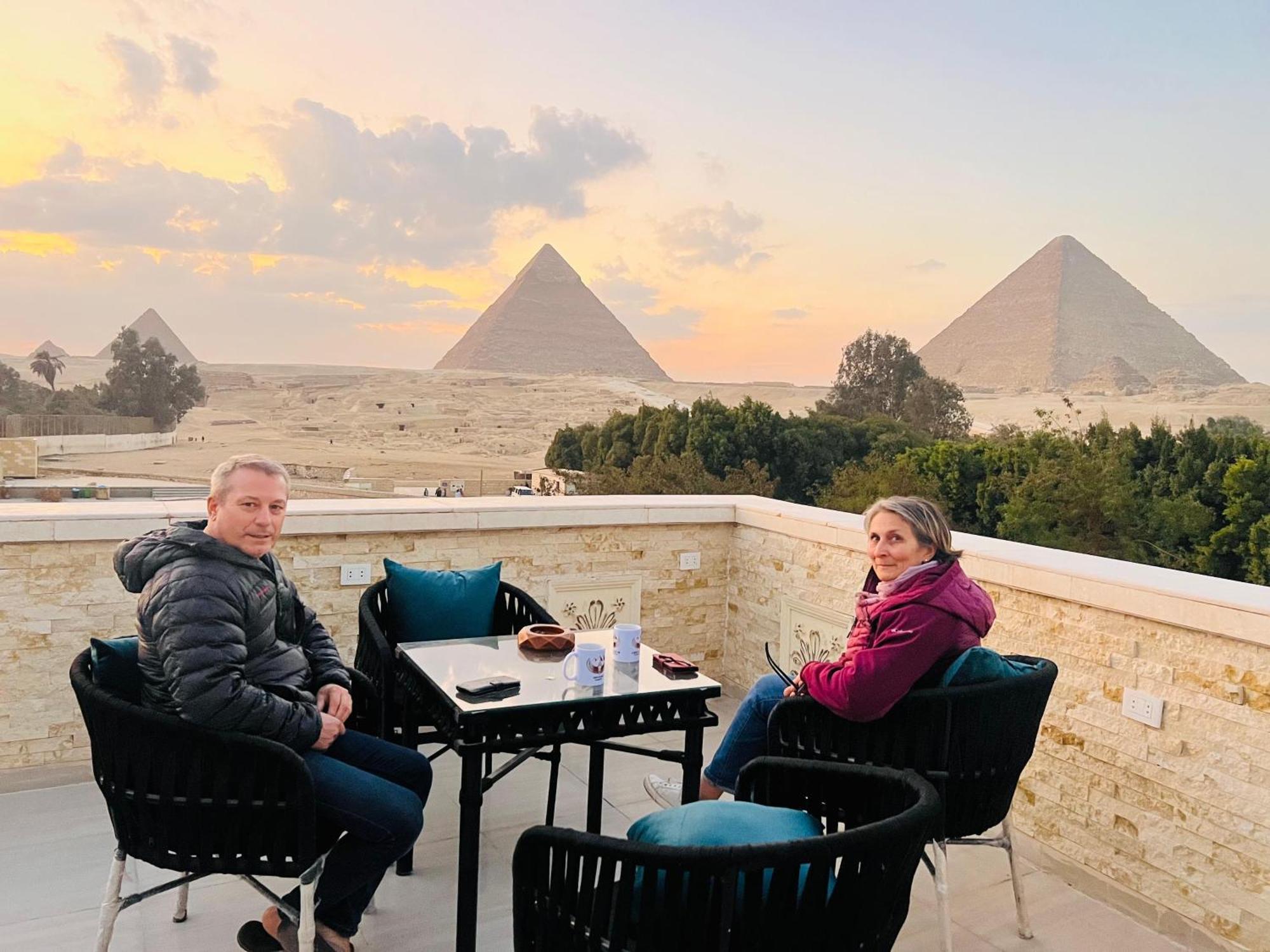 Great Scarab Pyramids View Hotel Kafret el-Gabal Exterior photo